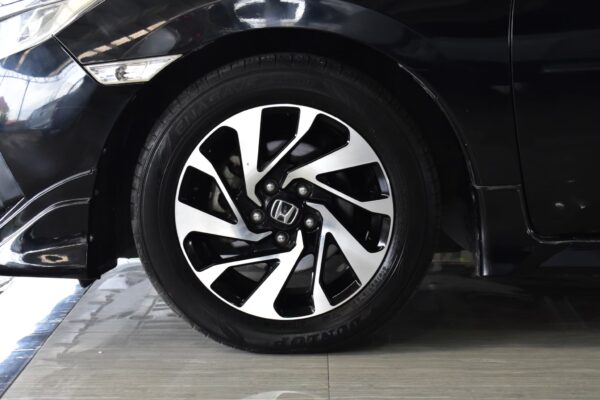 HONDA CIVIC FC 1.8 EL I-VTEC AT - Image 9