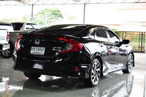 HONDA CIVIC FC 1.8 EL I-VTEC AT - Image 7