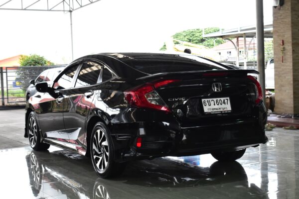 HONDA CIVIC FC 1.8 EL I-VTEC AT - Image 6
