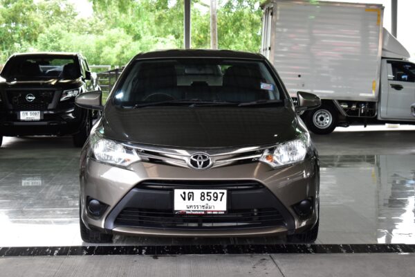 TOYOTA VIOS 1.5 E  AT 2013 - Image 4