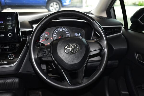 TOYOTA ALTIS 1.6G AT 2020 - Image 16