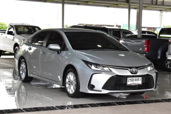 TOYOTA ALTIS 1.6G AT 2020 - Image 4