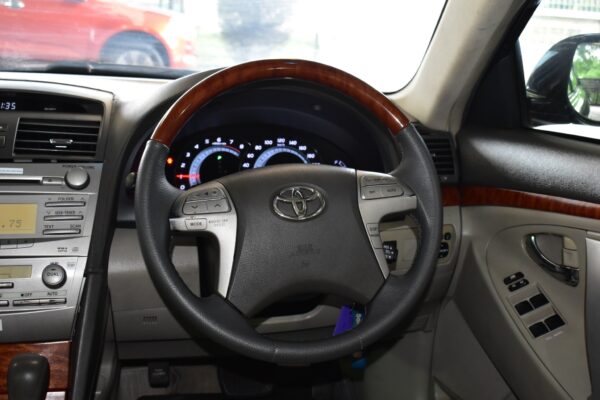 TOYOTA CAMRY 2.4G AT 2010 - Image 10