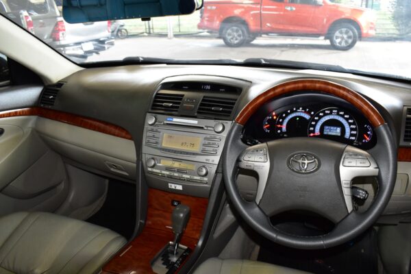 TOYOTA CAMRY 2.4G AT 2010 - Image 13