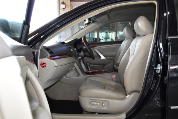 TOYOTA CAMRY 2.4G AT 2010 - Image 5