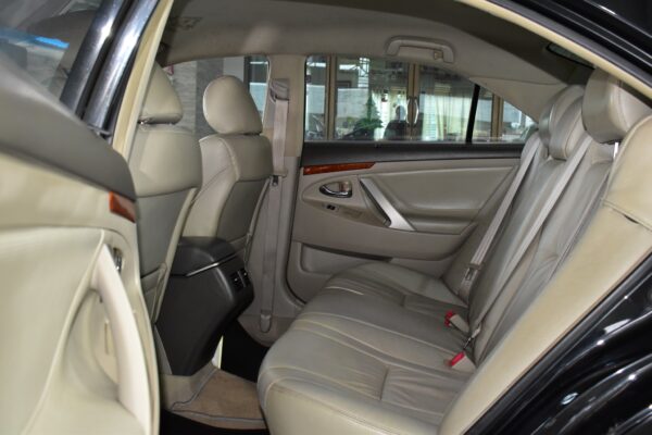 TOYOTA CAMRY 2.4G AT 2010 - Image 6