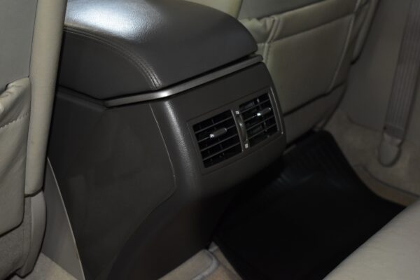TOYOTA CAMRY 2.4G AT 2010 - Image 7