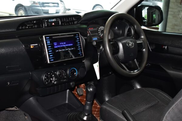 TOYOTA REVO SMART CAB 2.4J PLUS MT 2020 - Image 15