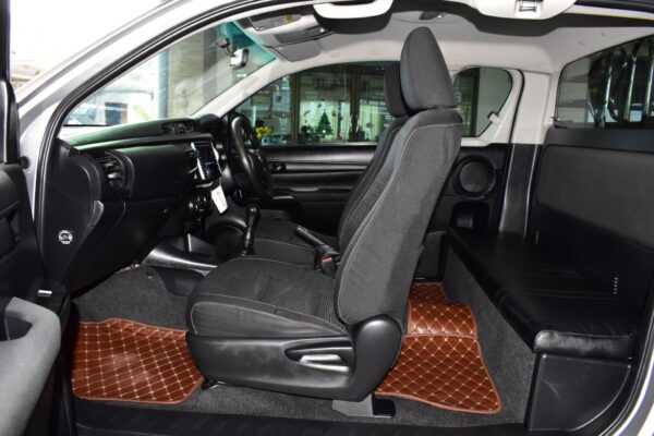 TOYOTA REVO SMART CAB 2.4J PLUS MT 2020 - Image 16