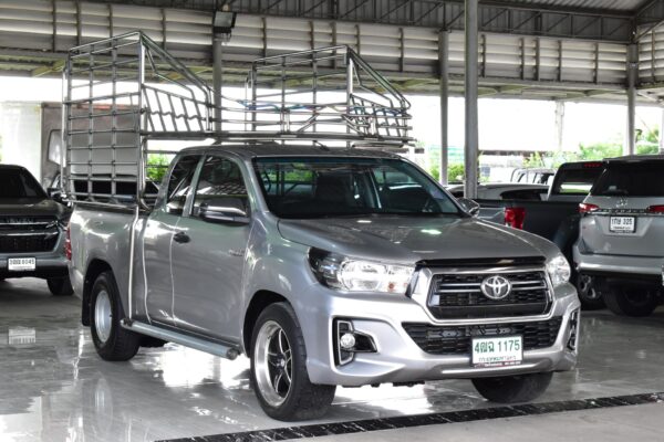 TOYOTA REVO SMART CAB 2.4J PLUS MT 2020 - Image 3